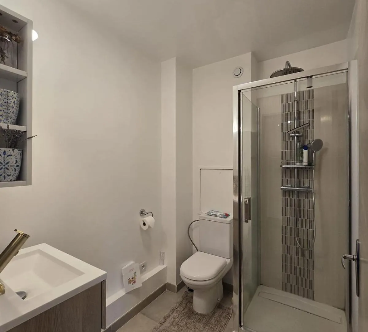 3 Bedroom House Terrace Park & Free Parking Aix-en-Provence 0*,  Francia