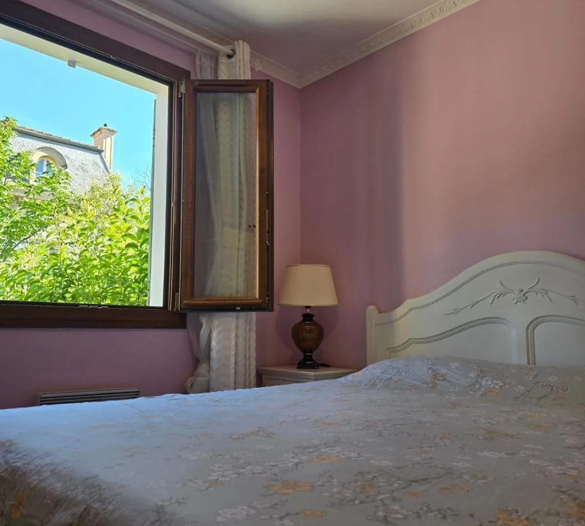 3 Bedroom House Terrace Park & Free Parking Aix-en-Provence Villa